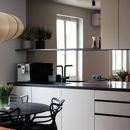 Appartamento New Chic & Minimal Old Town Flat