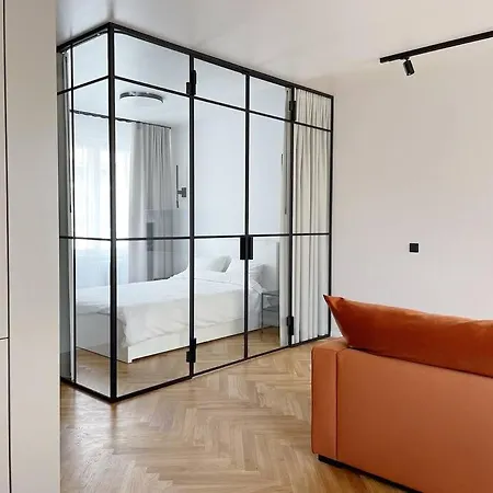 New Chic & Minimal Old Town Flat Apartment *