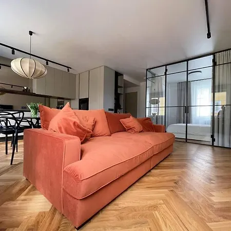Appartamento New Chic & Minimal Old Town Flat *