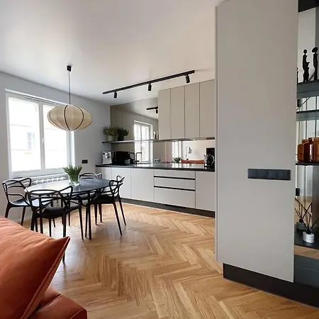 Appartamento New Chic & Minimal Old Town Flat *
