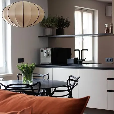 Apartman New Chic & Minimal Old Town Flat